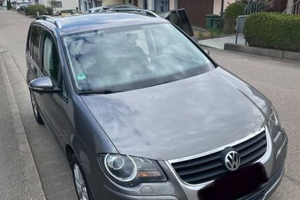 VW Touran 200.000 km 4.700 &euro; Tauberfeld 85114