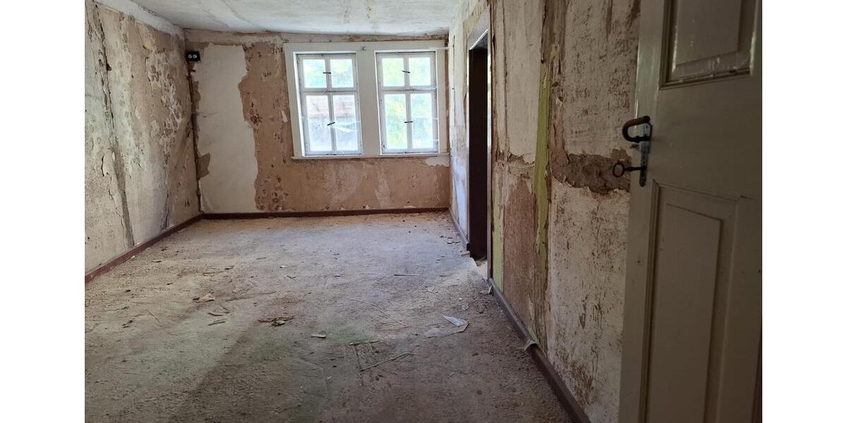 Bauernhaus, Landhaus Treffurt - 5 Zimmer, 160 m&sup2;, 28.000&euro; | Angebot:26872040