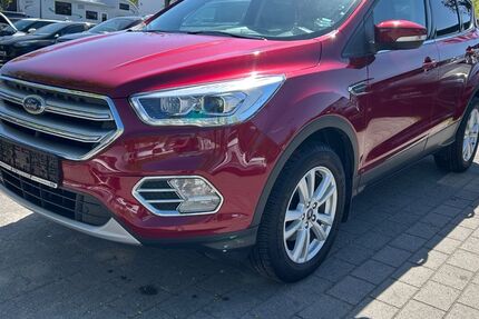 Ford Kuga 89.250 km 10.290 &euro; Potsdam 14471