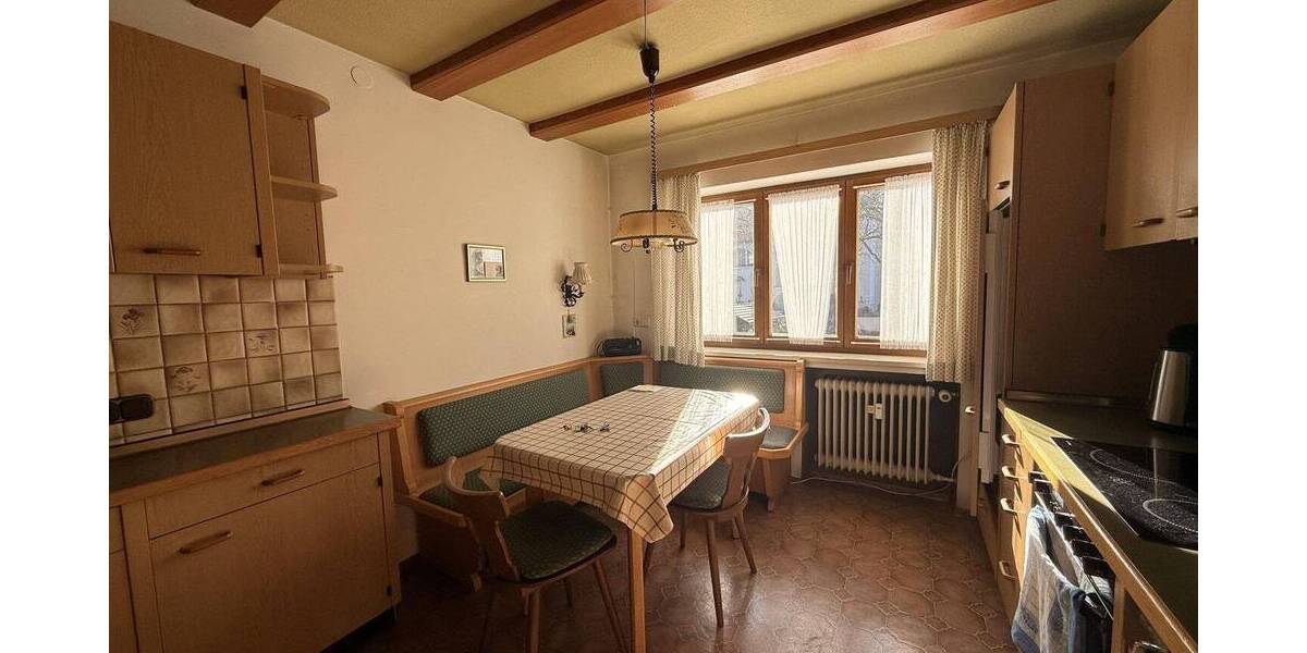 Mehrfamilienhaus, Wohnhaus Oberammergau - 8 Zimmer, 185 m&sup2;, 450.000&euro; | Angebot:26376447