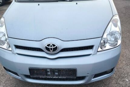 Toyota Corolla Verso 178.000 km 2.800 &euro; Neuburg Donau 86633