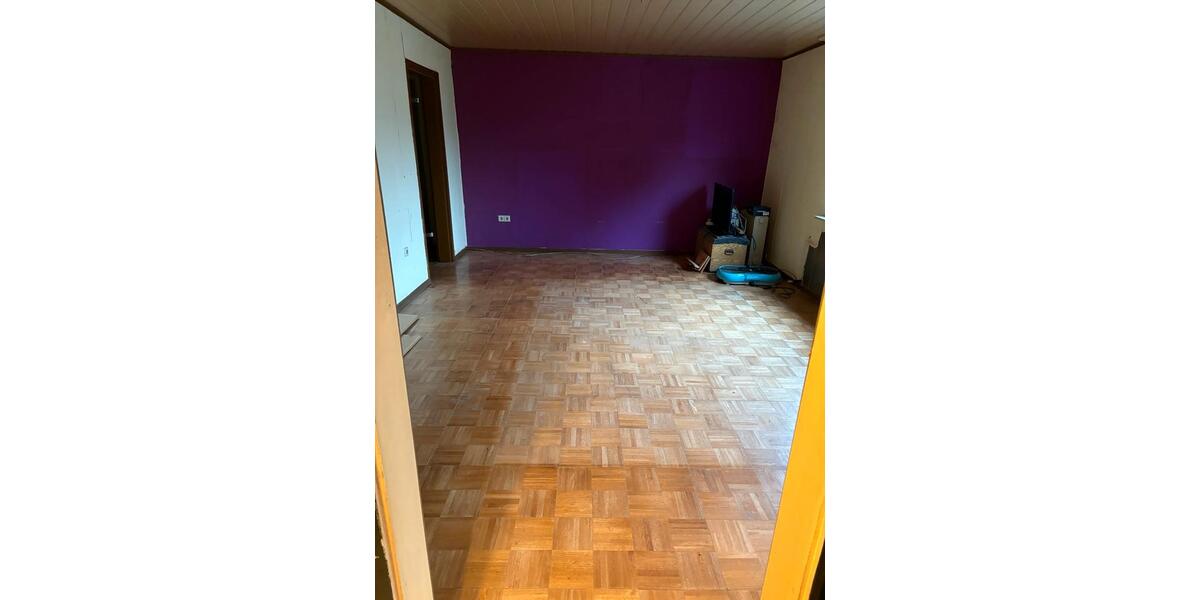 Einfamilienhaus Veilsdorf - 9 Zimmer, 200 m&sup2;, 45.000&euro; | Angebot:25273617