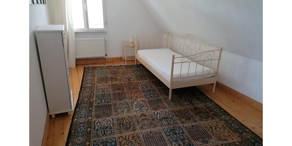 Etagenwohnung Heide - 3 Zimmer, 80 m&sup2;, 65&euro; | Angebot:17904852