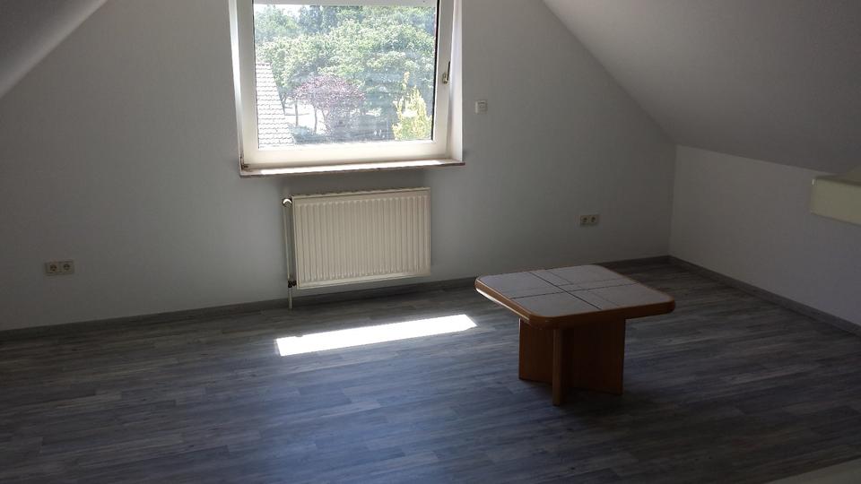 Dachgeschoßwohnung Emlichheim - 1.5 Zimmer, 44 m&sup2;, 400&euro; | Angebot:24638241