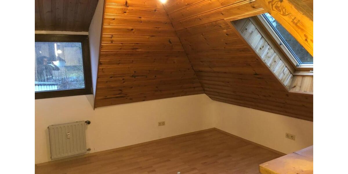 Dachgeschoßwohnung Iserlohn - 2 Zimmer, 42 m&sup2;, 84.000&euro; | Angebot:24836988
