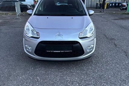 Citroen C3 147.000 km 2.900 &euro; Fellbach 70736