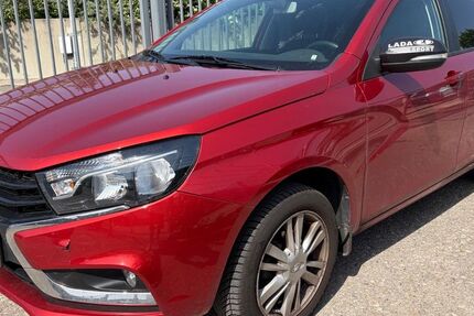 Lada Vesta 113.000 km 4.999 &euro; Markt Schwaben 85570