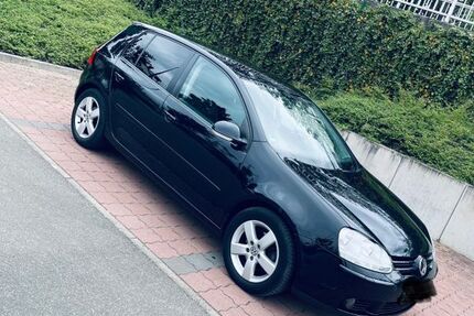 VW Golf 153.000 km 3.999 &euro; Neustadt an der Weinstraße 67433