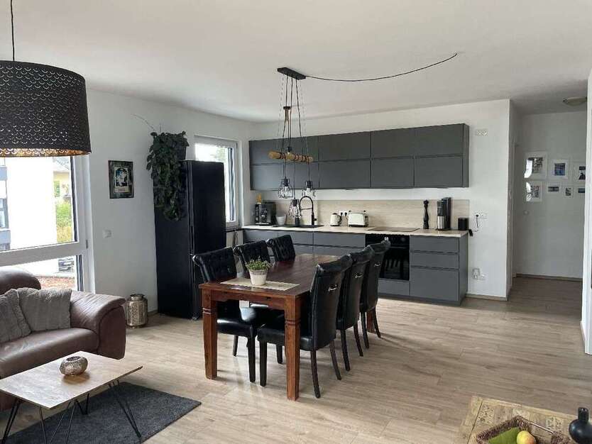 Wohnung zum Mieten in Denklingen 935 € 81 m²
