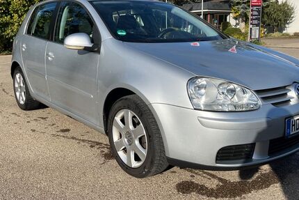 VW Golf 215.000 km 3.600 &euro; Herbrechtingen 89542
