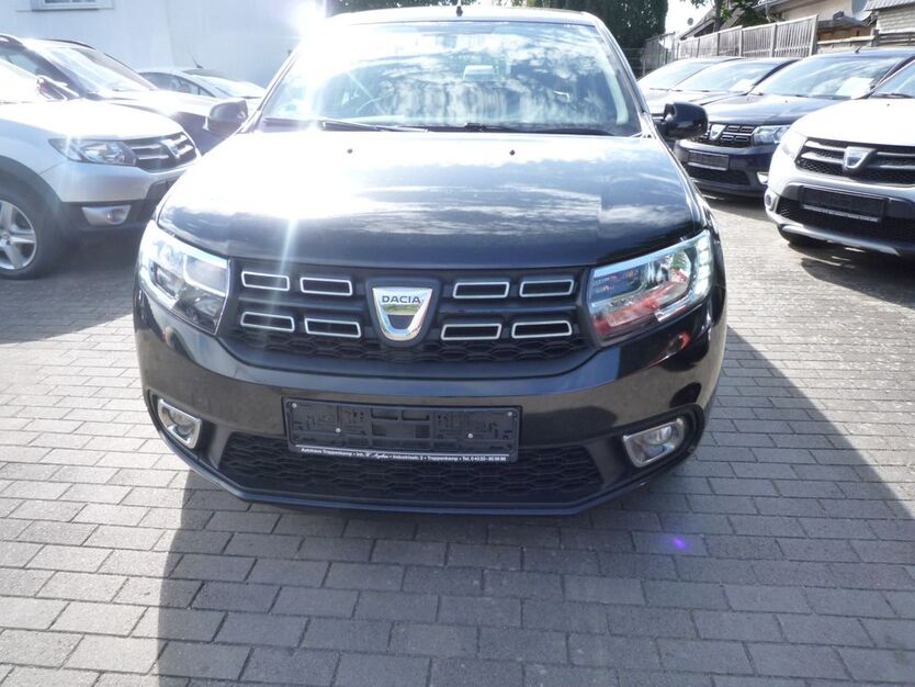Dacia Sandero 173.000 km 5.999 € Trappenkamp 24610