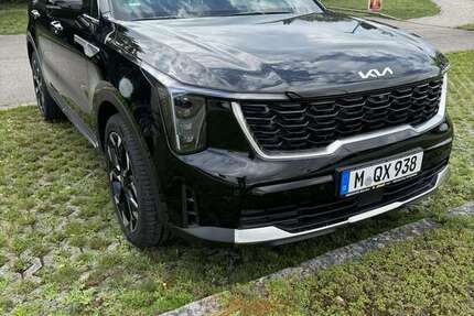 Kia Sorento 36.000 km 49.999 &euro; München 81476