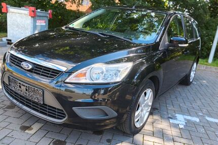 Ford Focus 129.895 km 2.950 &euro; Martfeld 27327
