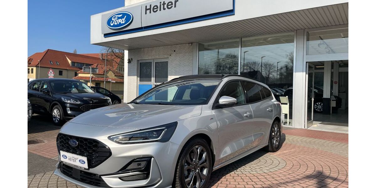 Ford Focus 12.600 km 22.890 &euro; Osnabrück 49090