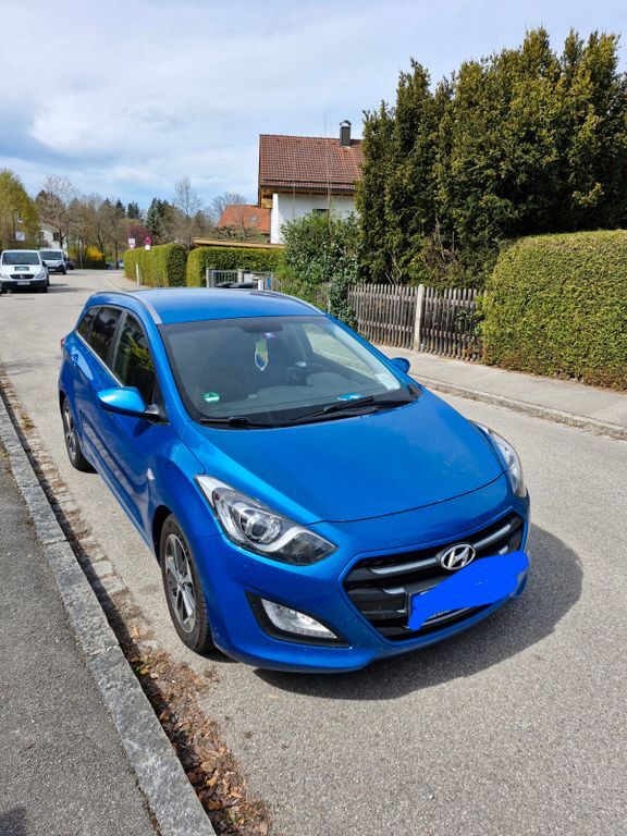i30