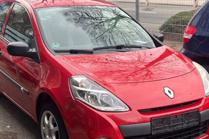 Renault Clio 158.000 km 1.999 &euro; Essen 45326