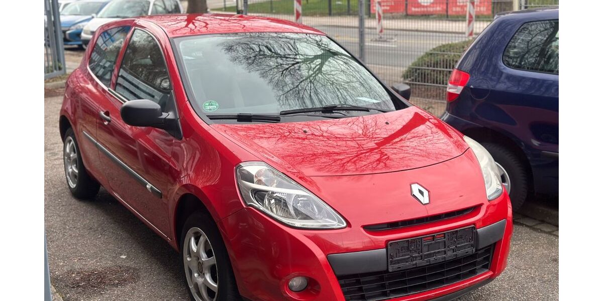 Renault Clio 158.000 km 1.999 &euro; Essen 45326