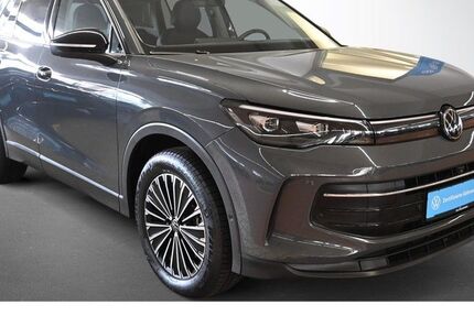 VW Tiguan 18.700 km 39.990 € Karlsruhe 76131