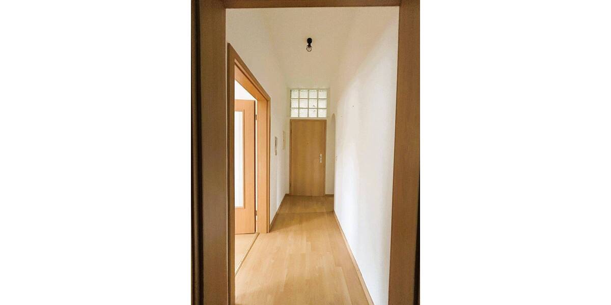 Etagenwohnung Ansbach - 4 Zimmer, 74 m&sup2;, 670&euro; | Angebot:26840875