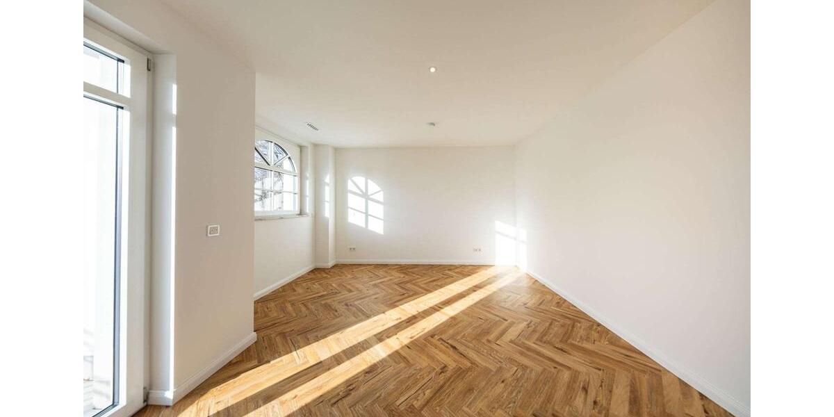 Etagenwohnung Bad Pyrmont - 5 Zimmer, 193 m&sup2;, 2.700&euro; | Angebot:24477824