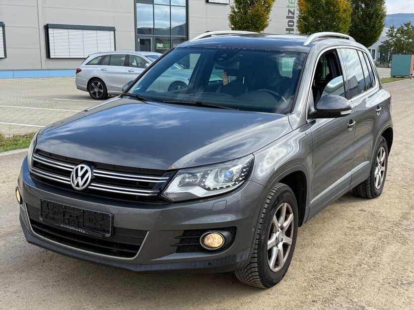VW Tiguan 212.471 km 8.950 € Bisingen 72406