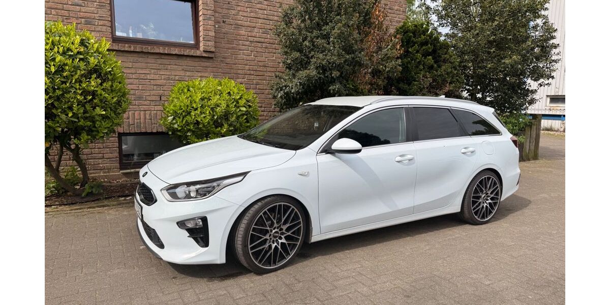 Kia ceed Sportswagon 67.332 km 17.890 &euro; Voerde 46562