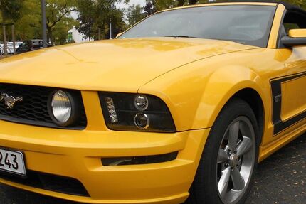 Ford Mustang 250.000 km 12.900 &euro; Leichlingen 42799