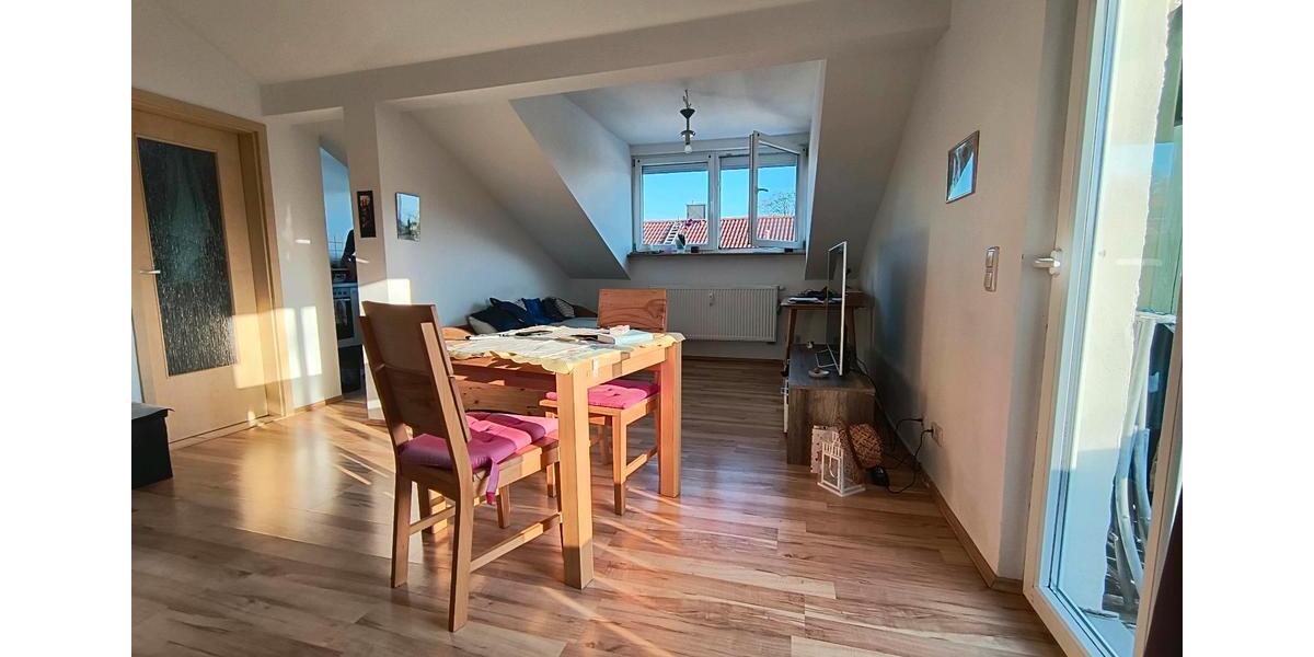 Dachgeschoßwohnung Bruckmühl - 1 Zimmer, 36 m&sup2;, 755&euro; | Angebot:25823270