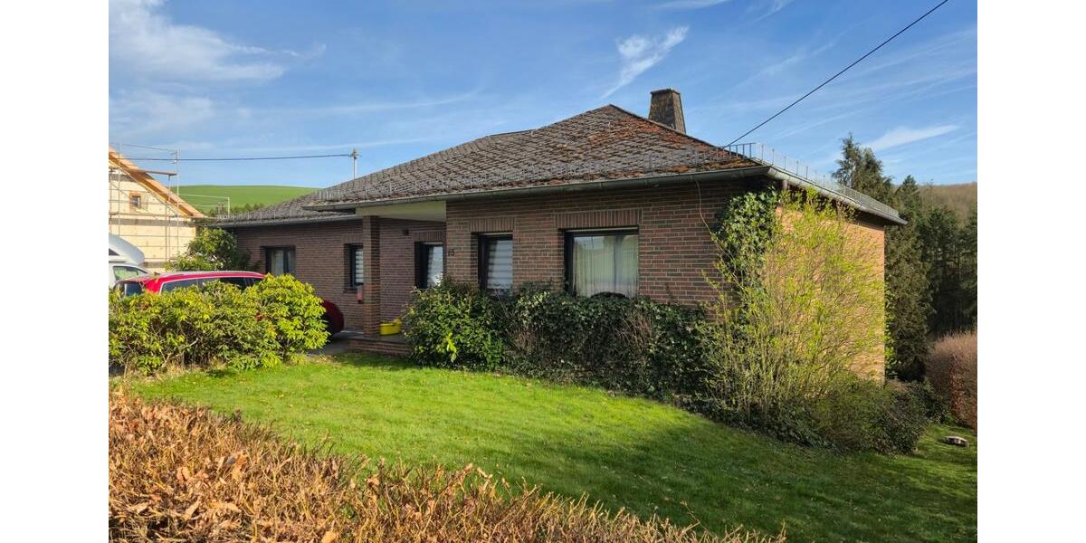Einfamilienhaus Üttfeld - 6 Zimmer, 340 m&sup2;, 350.000&euro; | Angebot:27196350