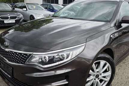 Kia Optima 267.000 km 8.999 &euro; Kiel 24145