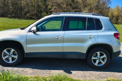 VW Tiguan 141.000 km 9.250 &euro; Waldkirchen 08485