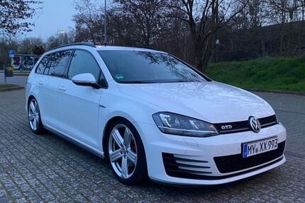 VW Golf 199.999 km 10.500 &euro; Urmitz 56220