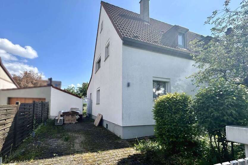 Haus zum Kaufen in Stuttgart 499.000 € 105 m²