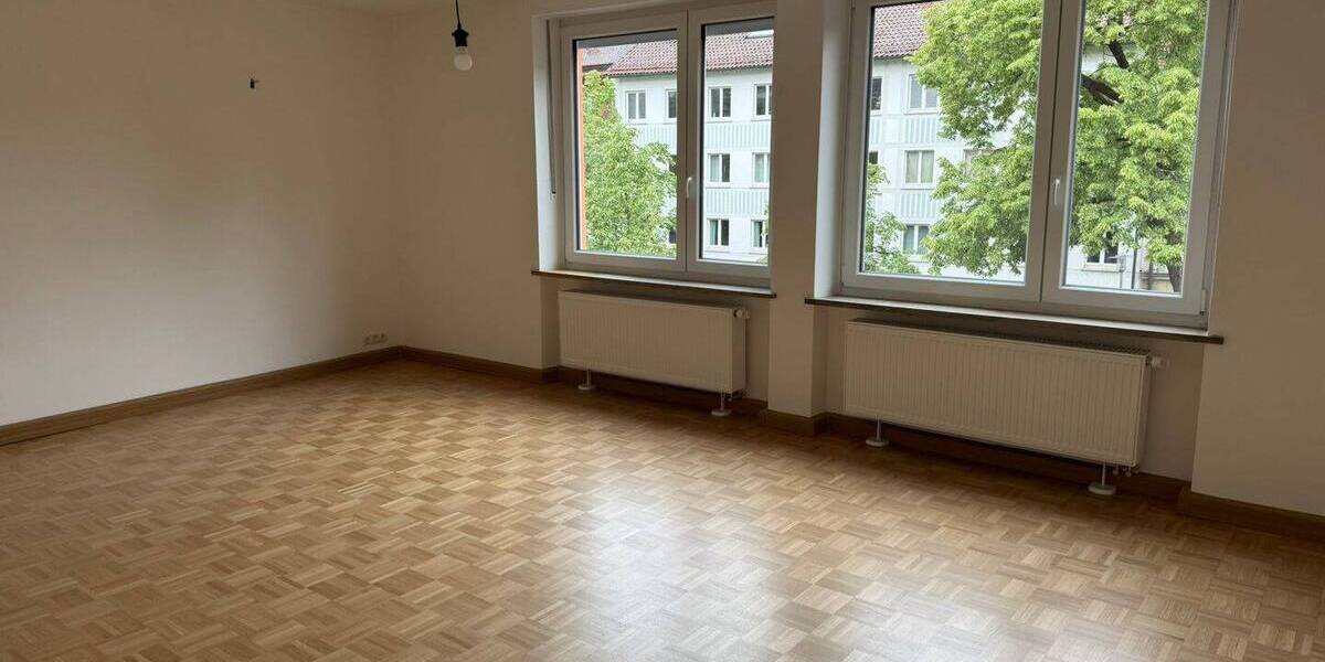 Etagenwohnung Bamberg Gärtnerstadt - 3 Zimmer, 93 m&sup2;, 1.000&euro; | Angebot:26815817