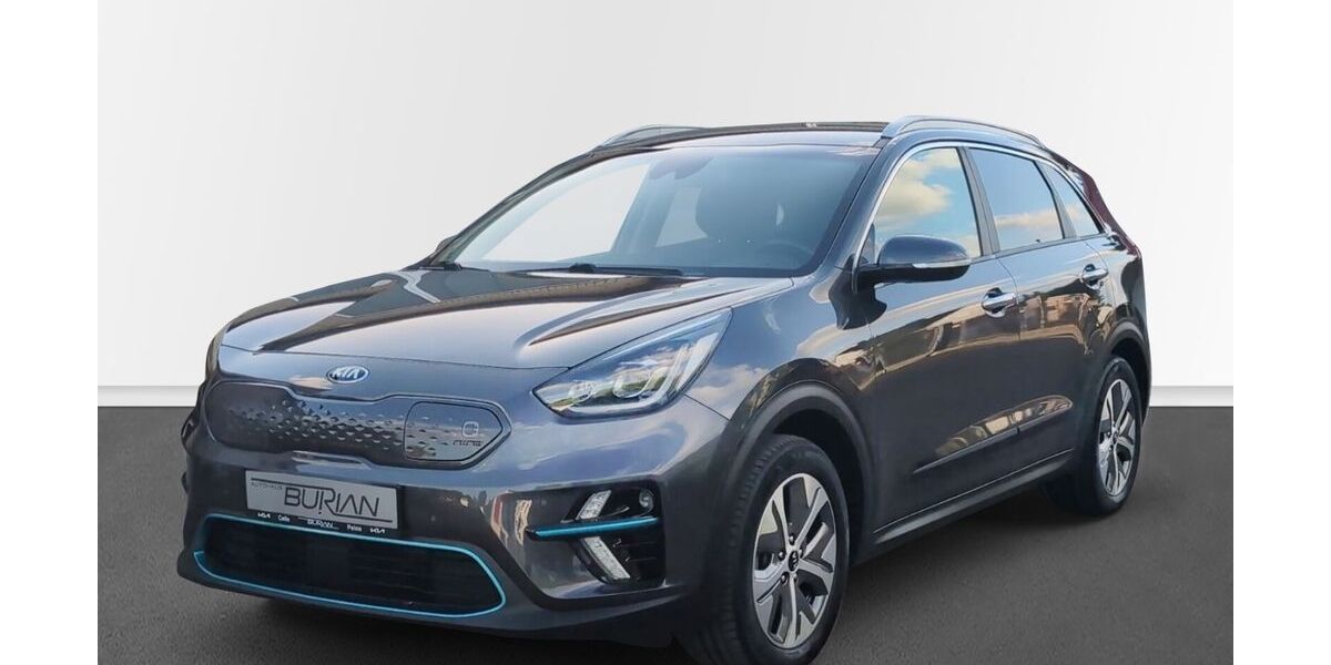 Kia Niro 76.000 km 19.490 &euro; Celle 29221