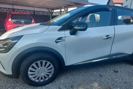Renault Captur 30.500 km 15.500 &euro; Grabfeld 98631
