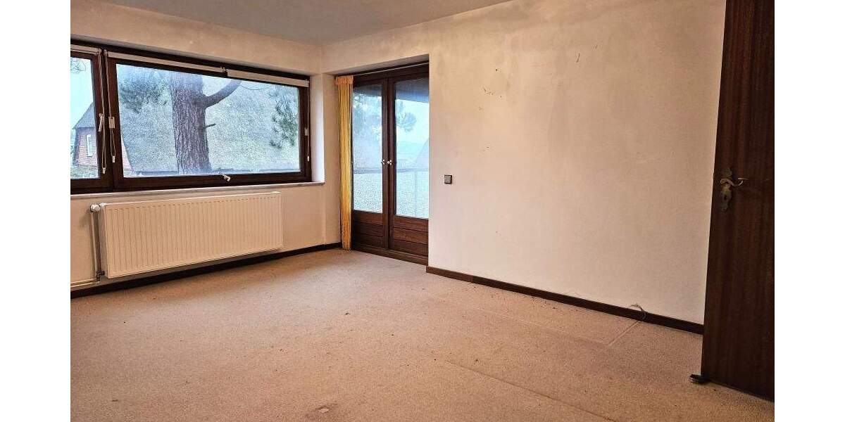 Einfamilienhaus mit Büro und großer Garage in Molfsee 7 zimmer