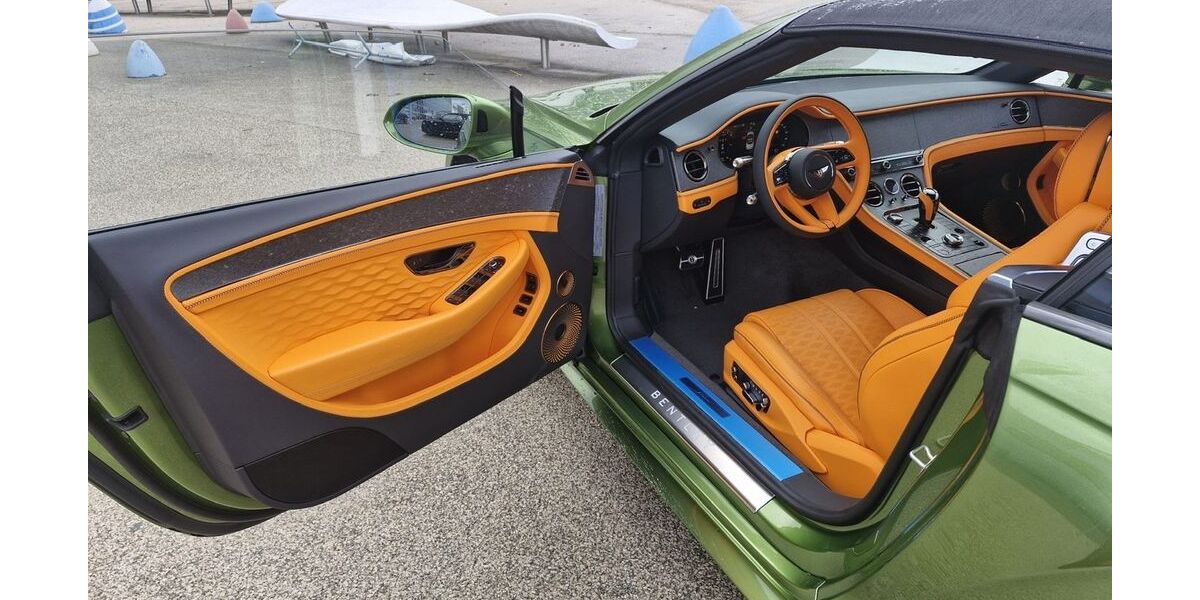 Bentley Continental GTC 5.590 km 322.500 &euro; Röttenbach 91341