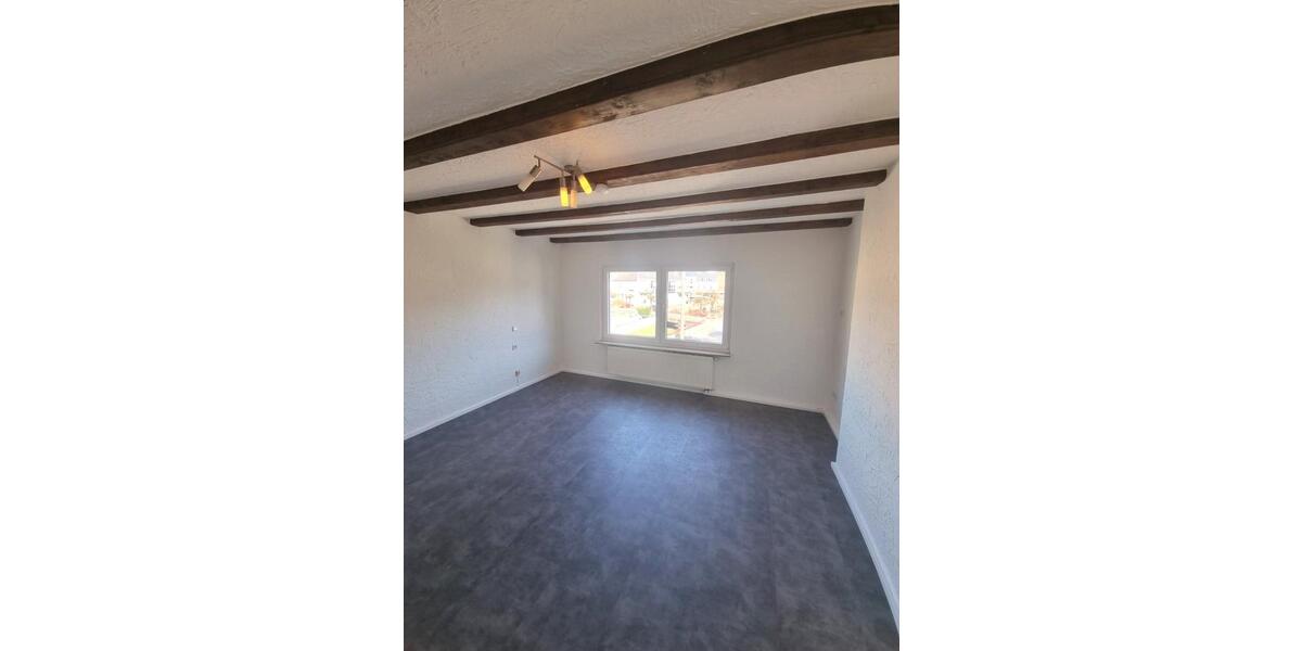 Etagenwohnung Kordel - 2.5 Zimmer, 70 m&sup2;, 700&euro; | Angebot:25497969