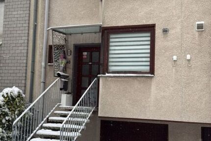 D-Hassels, RMH, 5 Zi., 2 Bäder, 136m² Wfl., 199m² GrSt., Garten, Terrasse, 2xBalkon, Grg. 5 zimmer