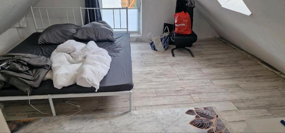Einfamilienhaus Lunden - 7 Zimmer, 100 m&sup2;, 99.000&euro; | Angebot:26964268