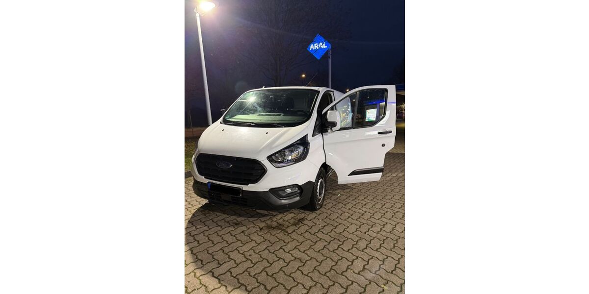 Ford Transit Custom 90.000 km 14.900 &euro; Hamburg 21109