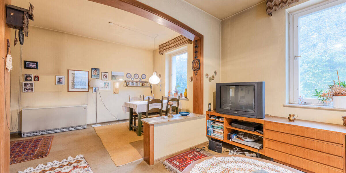 Mehrfamilienhaus, Wohnhaus Singen - 7 Zimmer, 188 m&sup2;, 375.000&euro; | Angebot:26345436