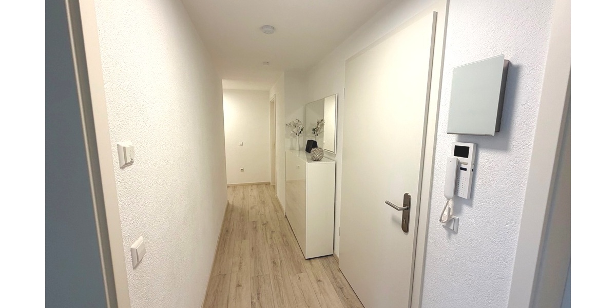 Modern wohnen im Herzen von Uhingen: 4,5 Zimmer (BJ 2017) im 2. OG + Stellplatz - 4.5 Uhingen Uhingen | Angebot:26331970