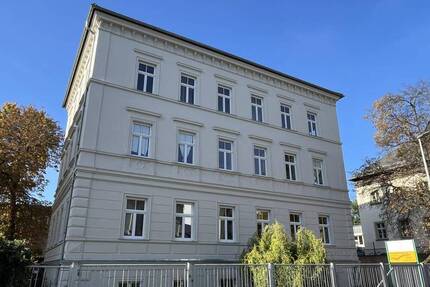 Komfortabel Arbeiten auf zwei Büroetagen in einem gepflegten Kulturdenkmal!