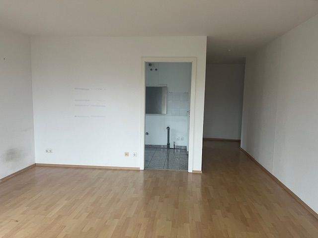 Etagenwohnung Düsseldorf Derendorf - 2 Zimmer, 61 m&sup2;, 670&euro; | Angebot:25566240