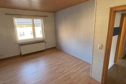 Wohnung Gräfenthal - 3 Zimmer, 65 m&sup2;, 380&euro; | Angebot:26432391