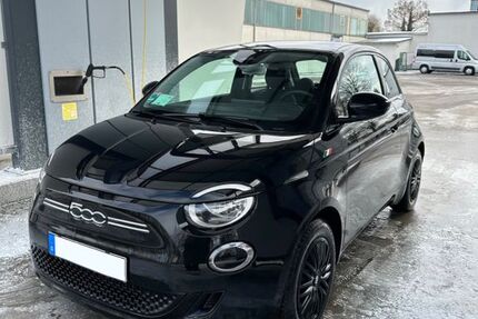 Fiat 500e 42.500 km 16.400 &euro; Augsburg 86159