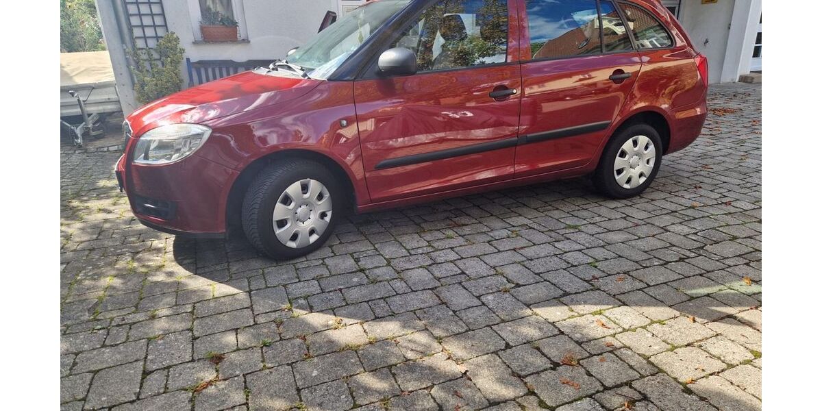 Skoda Fabia 103.000 km 4.299 &euro; Ludwigsburg 71636