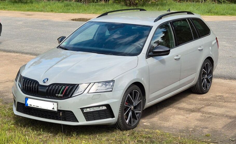 Skoda Octavia 244.448 km 17.299 € Burglengenfeld 93133
